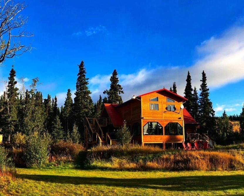 Mount Logan Ecolodge & Retreat Center Haines Junction Bagian luar foto