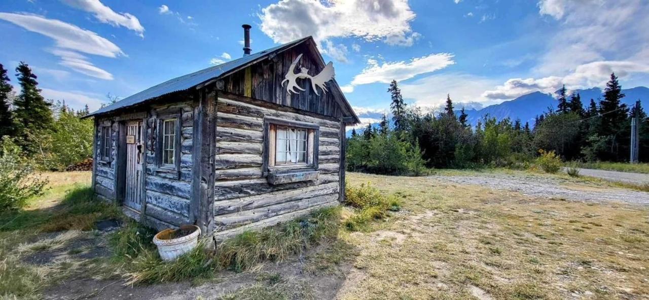 Mount Logan Ecolodge & Retreat Center Haines Junction Bagian luar foto