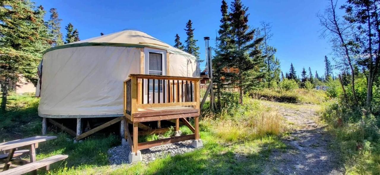 Mount Logan Ecolodge & Retreat Center Haines Junction Bagian luar foto