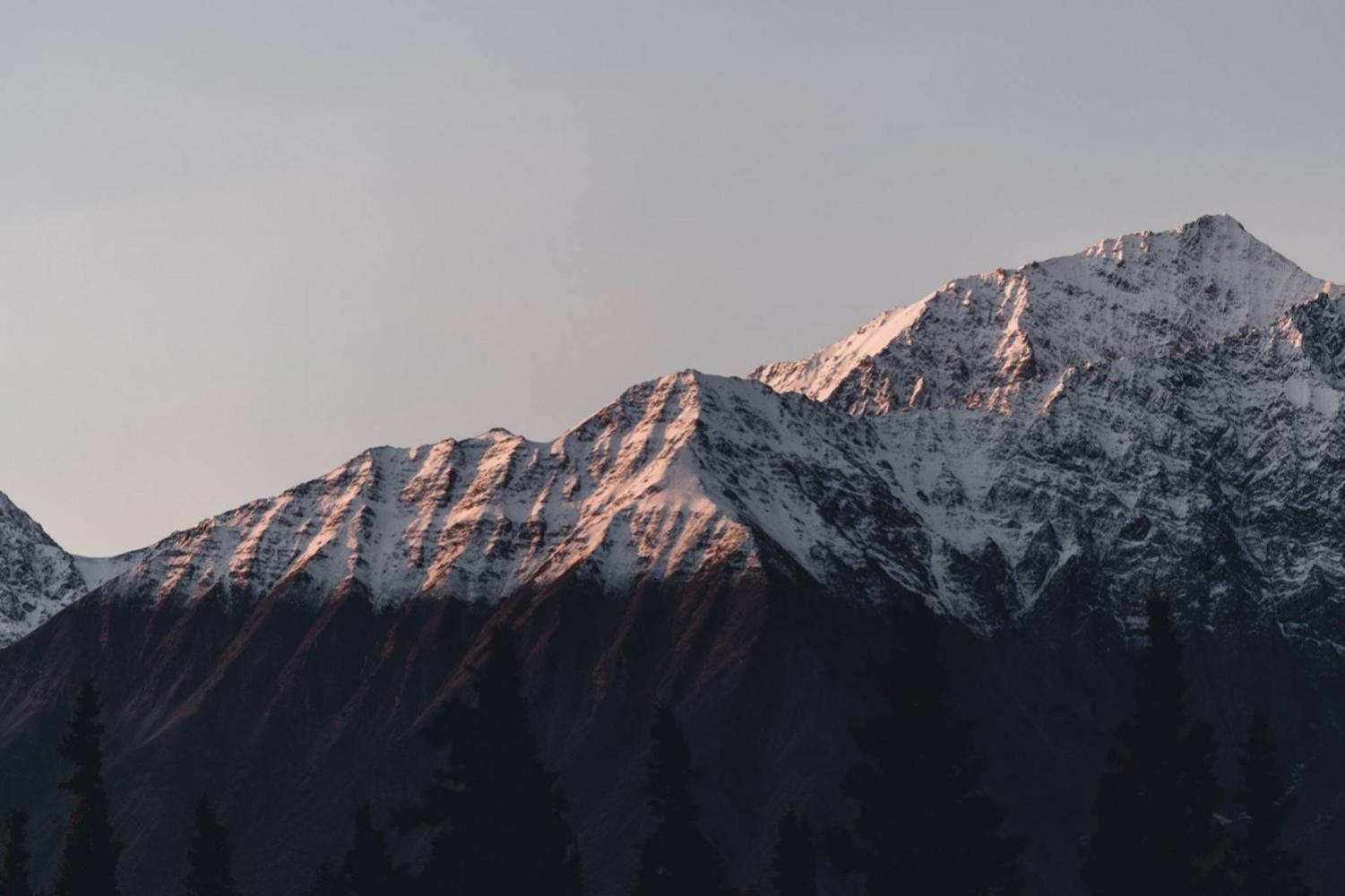 Mount Logan Ecolodge & Retreat Center Haines Junction Bagian luar foto