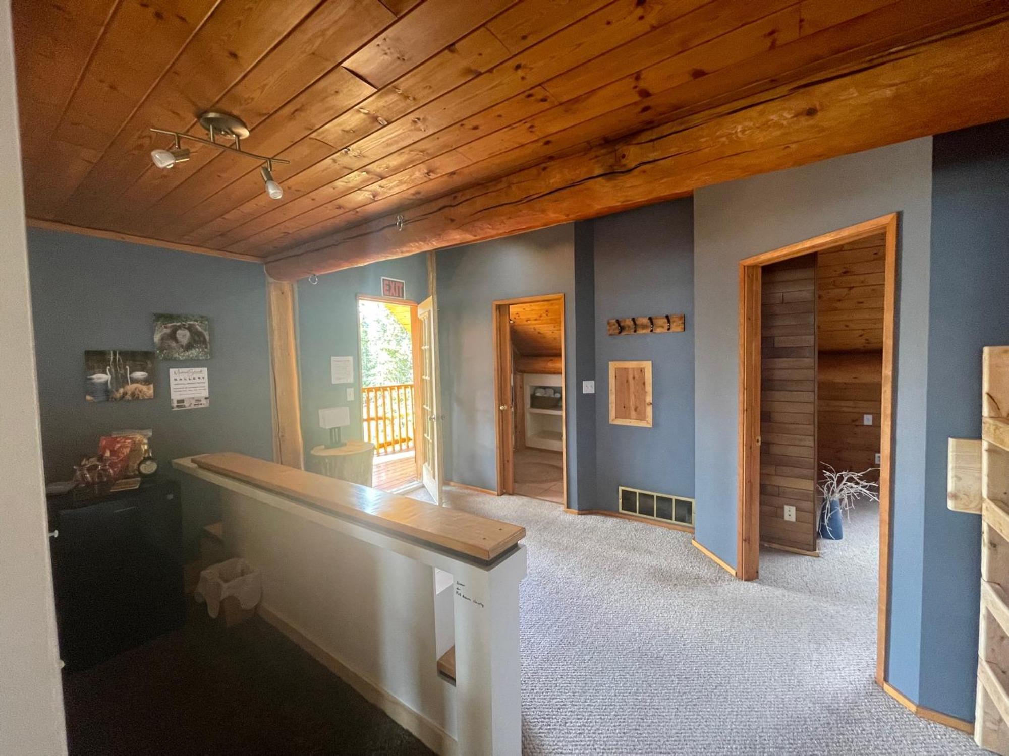 Mount Logan Ecolodge & Retreat Center Haines Junction Bagian luar foto
